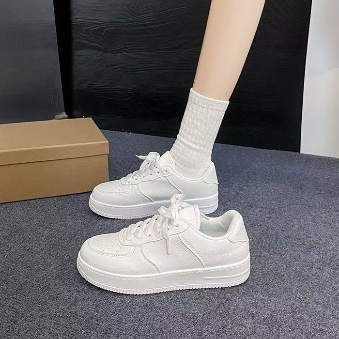 NIKE air-  Oq krasofka.