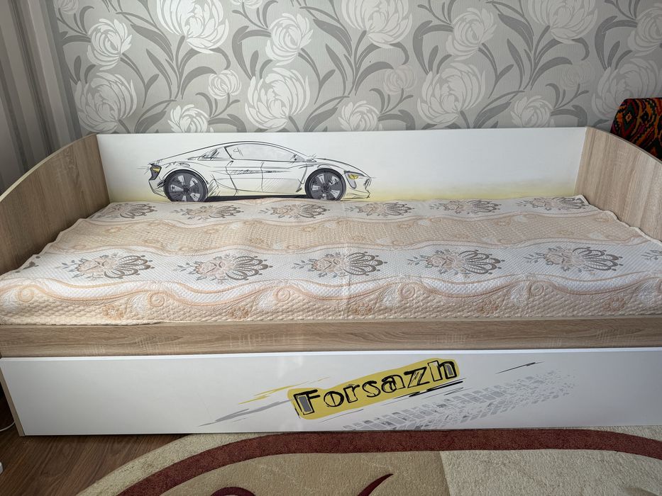 Продам кровать для подростка