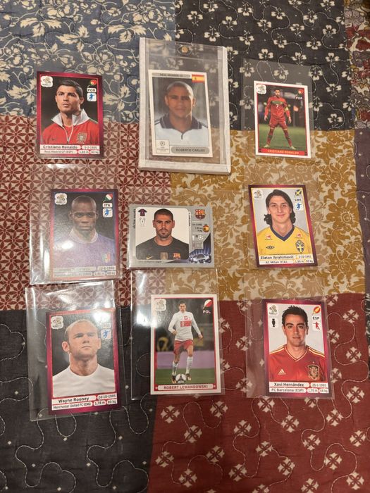 90% попълнен  албум и много редки карти