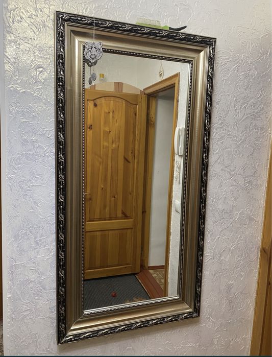Зеркало срочно продам