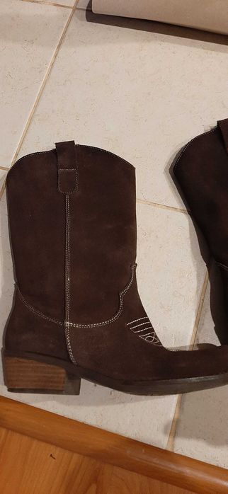 Ciocate piele intoarsa 39