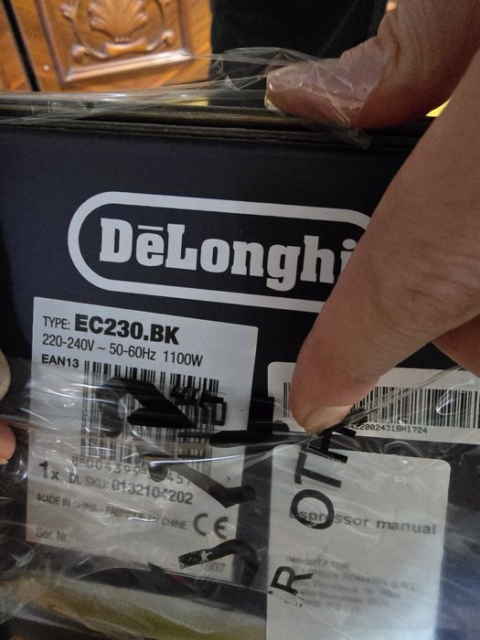 Espressor Delonghi Stilosa EC230 nou si decalcifiant