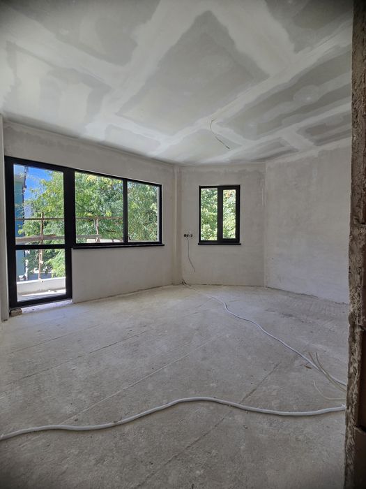 Продава се Двустаен апартамент в Велико Търново, Колю Фичето - 85 кв.м за 1459 €/кв.м - Снимка #10