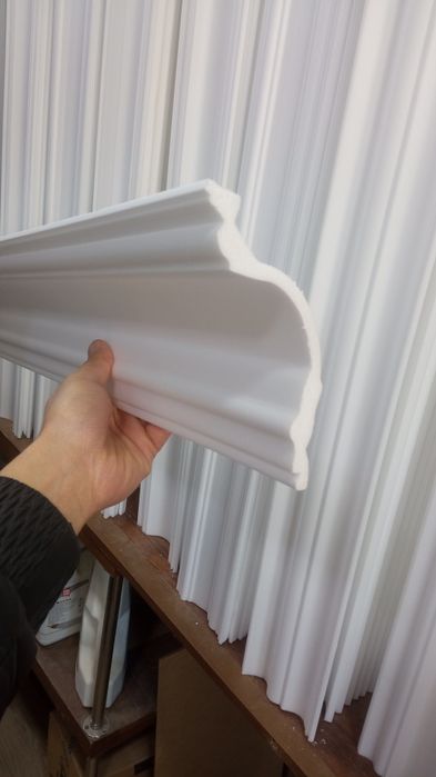 Pokak tiyaga lepka karniz