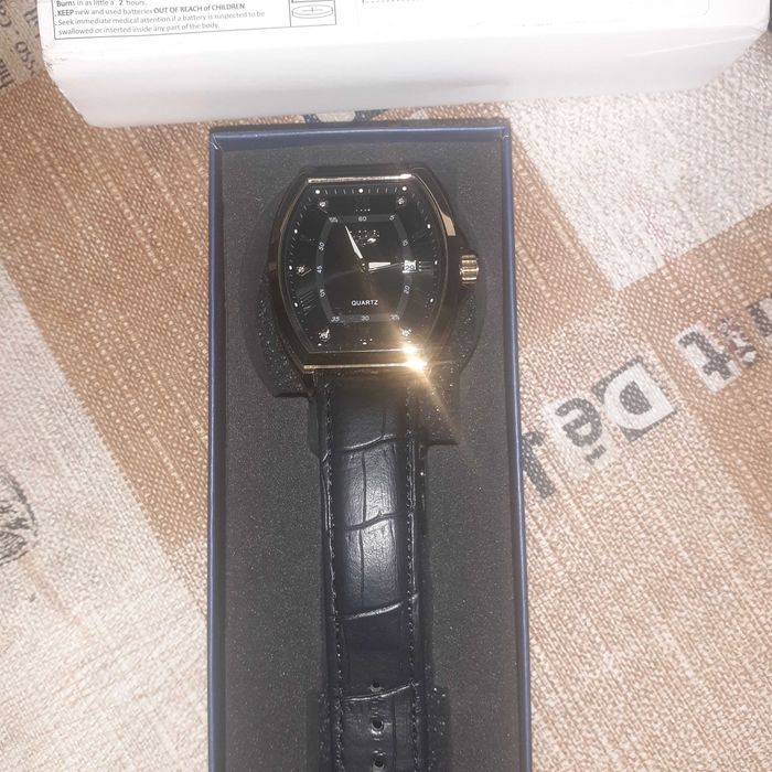 Часовник  нов не използвано