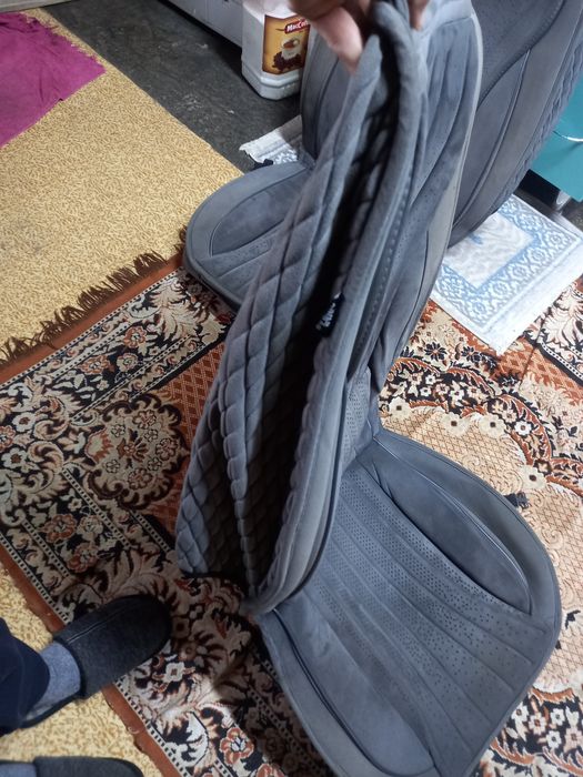 Продам чехлы на авто