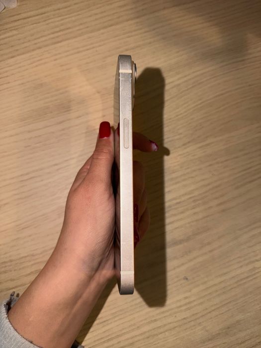 Iphone 14 бял без гаранция