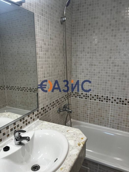 Продава се Двустаен апартамент в к.к. Слънчев бряг - 71 кв.м за 1175 €/кв.м - Снимка #13