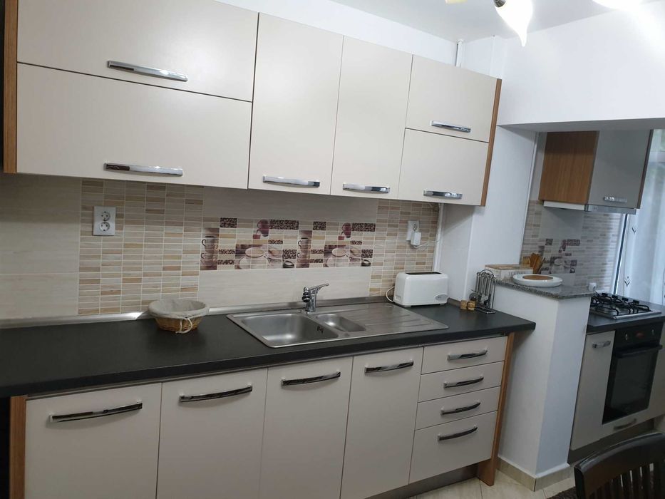 Inchiriez o camera in ap.cu 3-la comun in Obcini