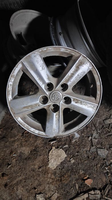 Продам диски р16 на тойоту