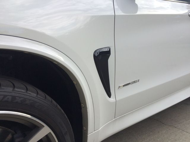 Nituri Clipsuri Cleme Bulbi Aripi BMW X3 X5 X6 F15 F16 F85 F86 X6M