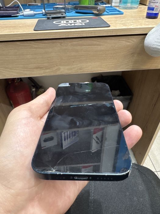 Продам iphone 14)