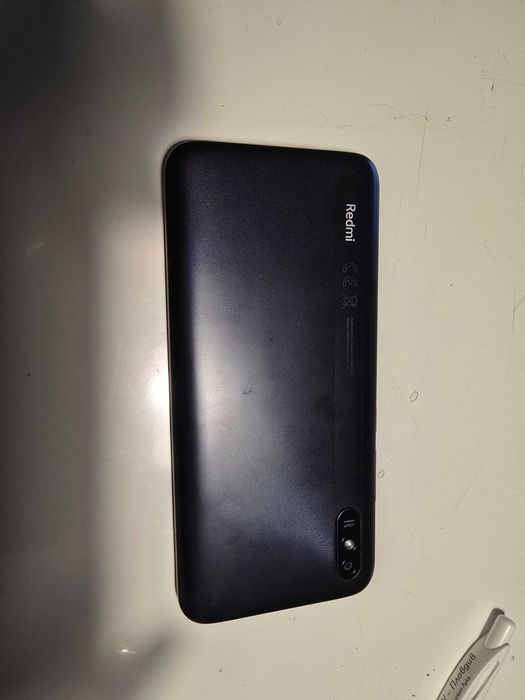 Телефон Xiaomi Redmi 9A