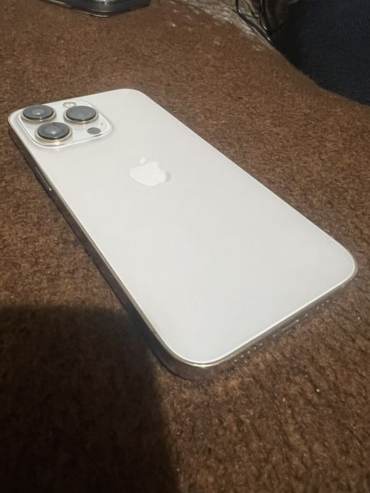 Iphone 13pro inca  în garantie!