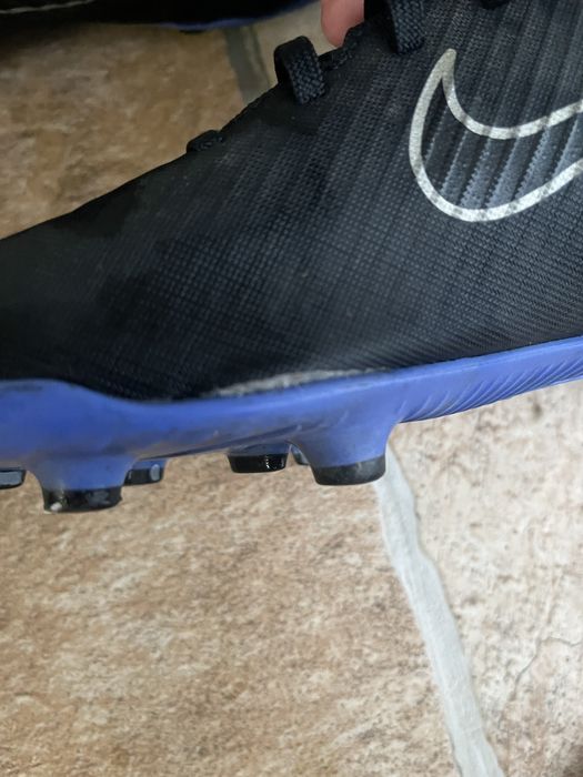 Футболни бутонки Nike Mercurial