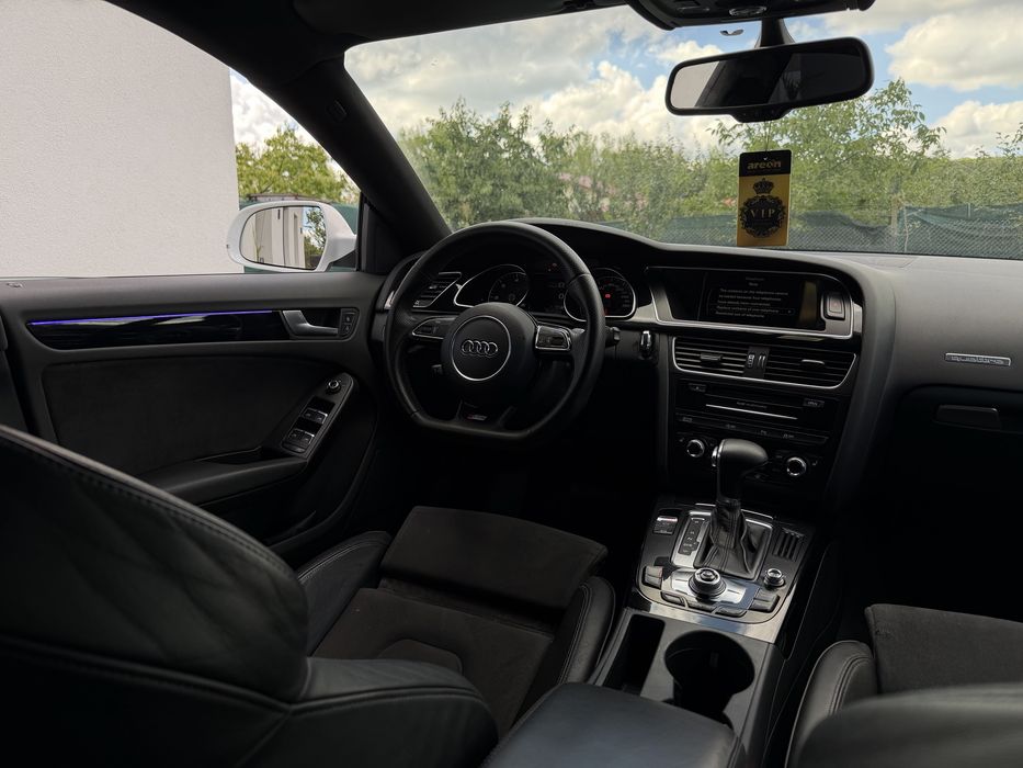 Audi a5 s-line /2.0 Tdi 177cp/ Quattro/ Trapă/ Automat/