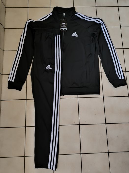 Мъжки спортен екип от полиамид