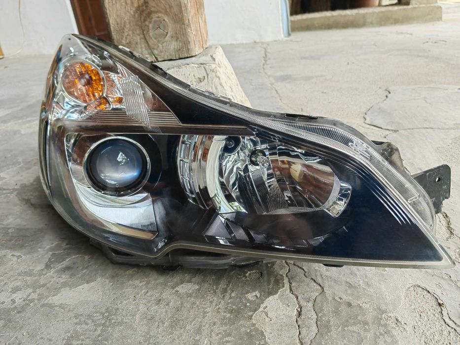 Фар Subaru Outback десен черен Фар Subaru Legacy Оригинален