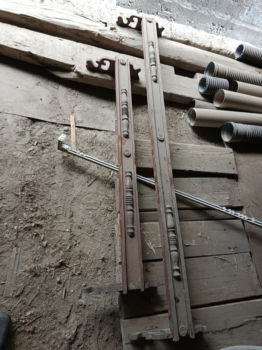 Деревянные карнизы резные