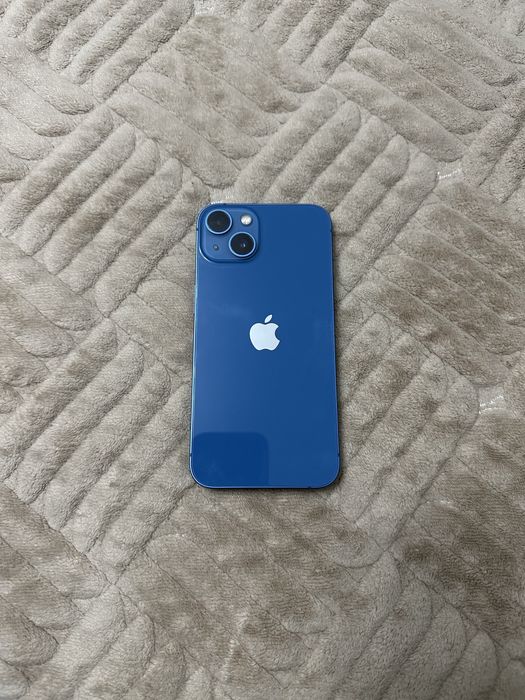 Продам Iphone 13 256g