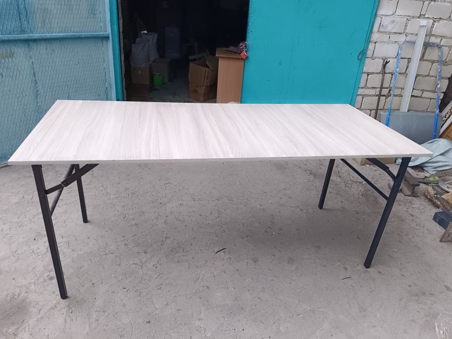 Продам раскладные столы