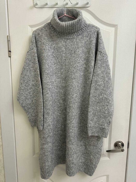 Новые вязаные Платье H&M, размер XL (56/60)