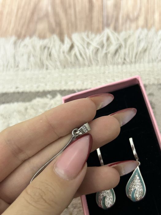 Продам серебренный набор