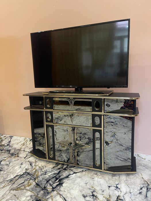 Подставка под телевизор