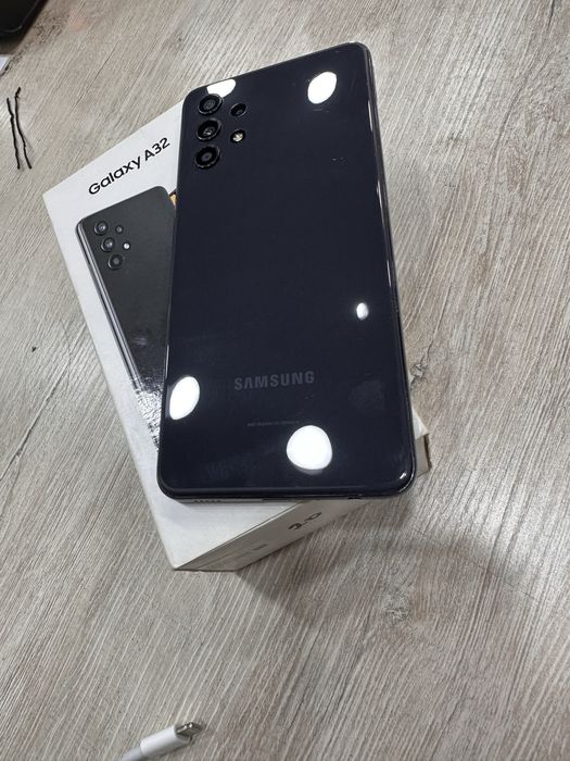 galaxy A32 6 Gb 128 Gb sotiladi