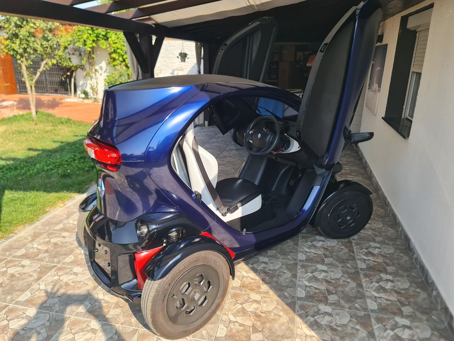 Renault Twizzy An 2012 cu 32000 km se conduce Fara PERMIS