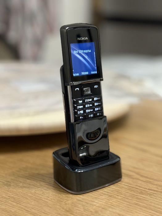Nokia Nokia 8800D Sirocco (luna) Black САПФИР