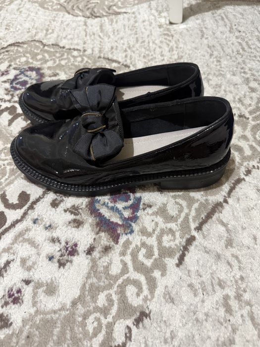 Новые лаковые туфли