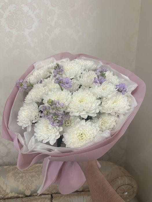 Цветы свежие, сегодняшние