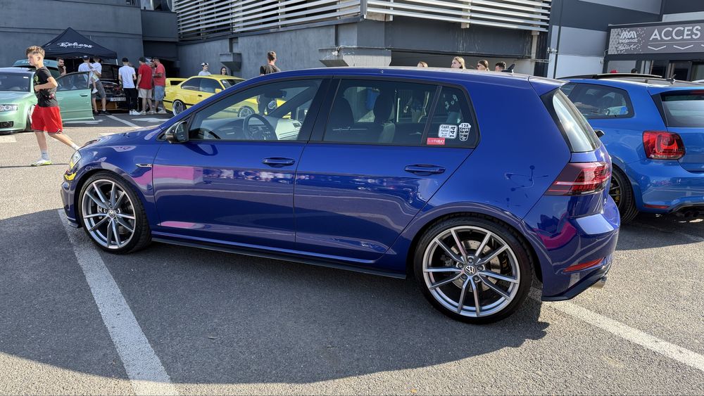 Volkswagen Golf 7.5R / DJHA