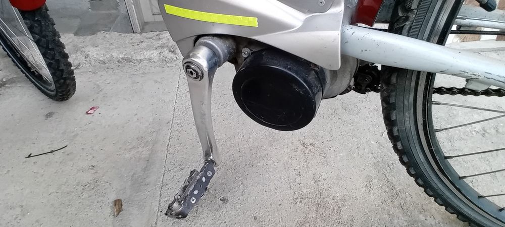 Bicicletă electrică.