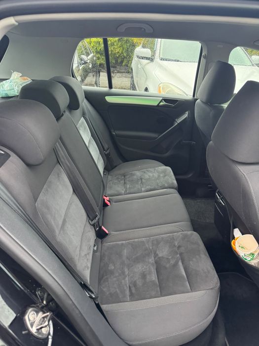 VOLKSWAGEN Golf 2010 — imagine 2