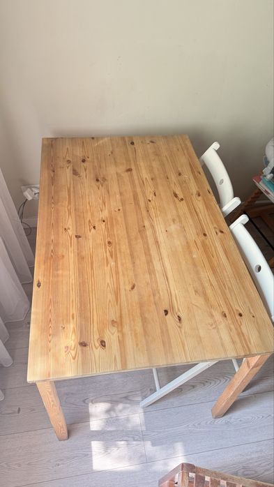 Стол обеденный дерево