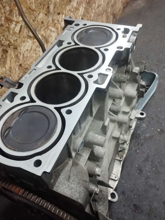 Блок двигателя 4В12 Митсубиси