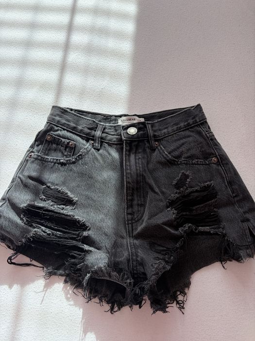 Къси панталонки на Bershka и cropp