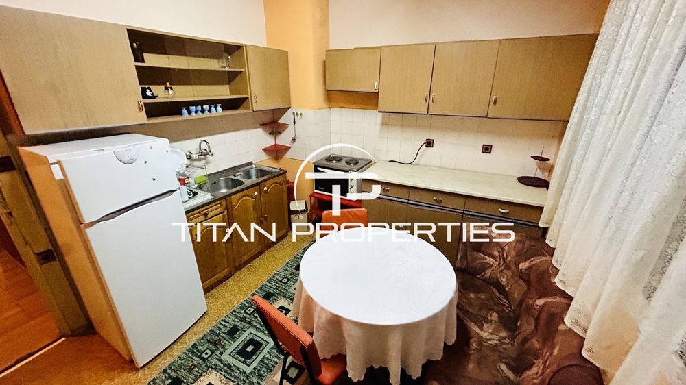 Дава се под наем Тристаен апартамент в Бургас, Меден рудник - зона В - 100 кв.м за 382.5 € - Снимка #5