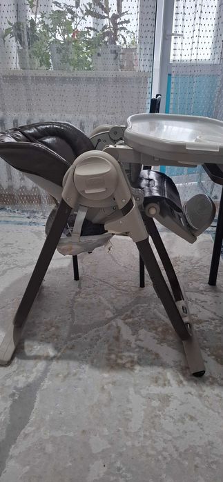 Детский столик для кормления