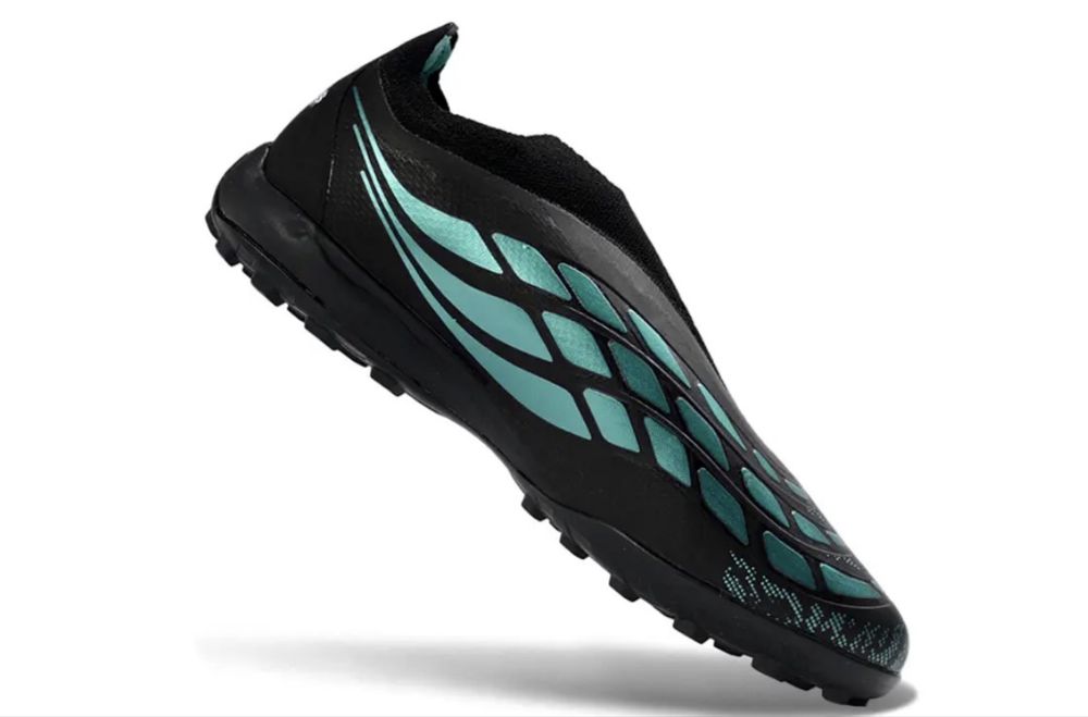 Adidas  Predator