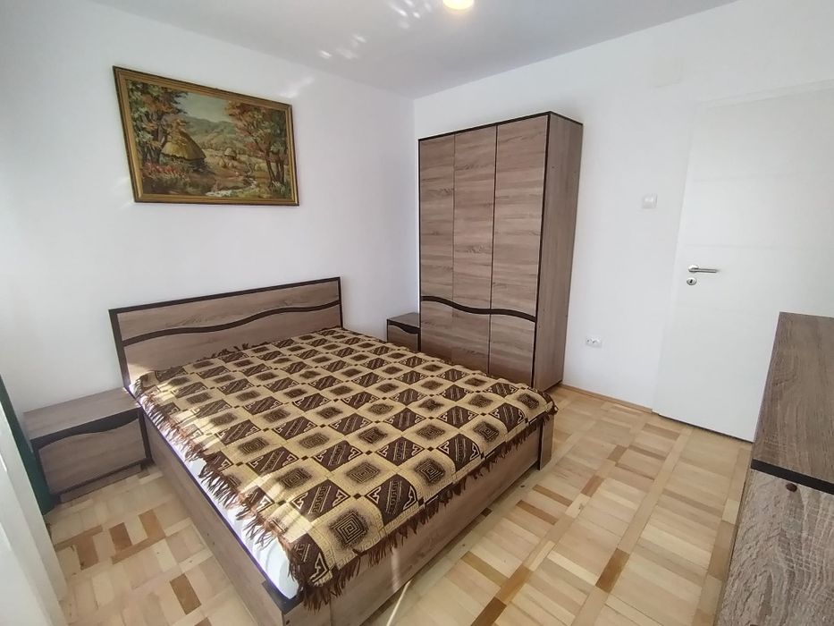 Proprietar, închiriez apartament 2 camere