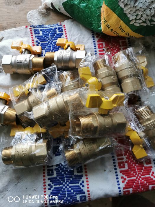 Robinet gaz fluture     .