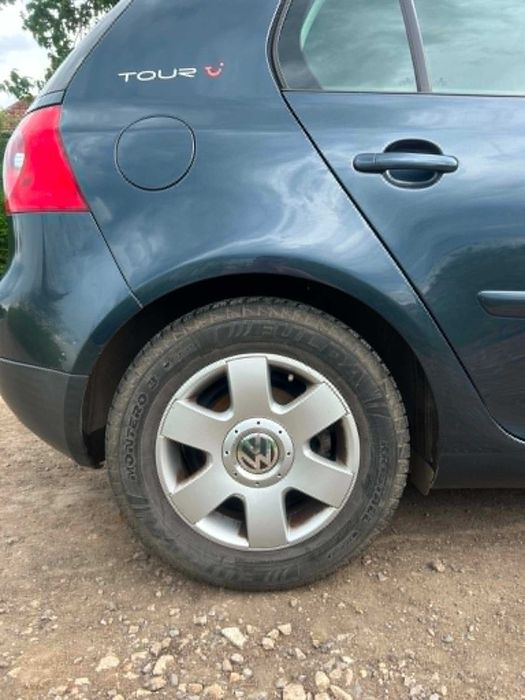 Автомобил VW Golf 5 2007