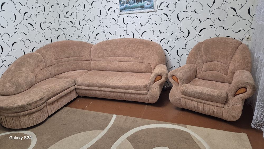 Угловой диван для гостиной