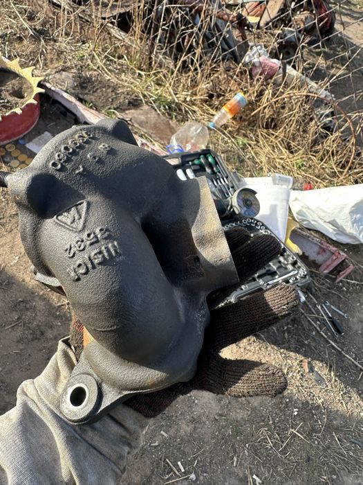 Продам колектор турбины ауди . А3-ТТ,гольф 4