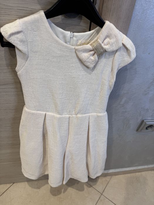 Детски рокли размер 98,110,122,128