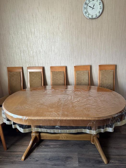 Продам стол со стульями
