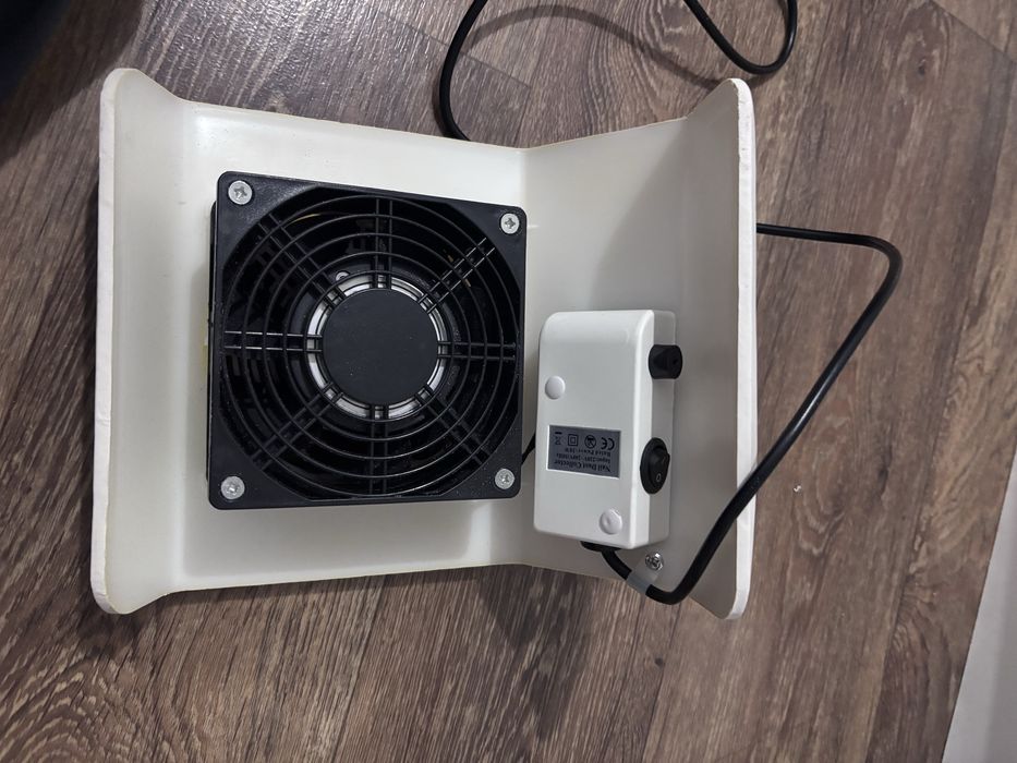 Вытяжка и пылесос для ногтей